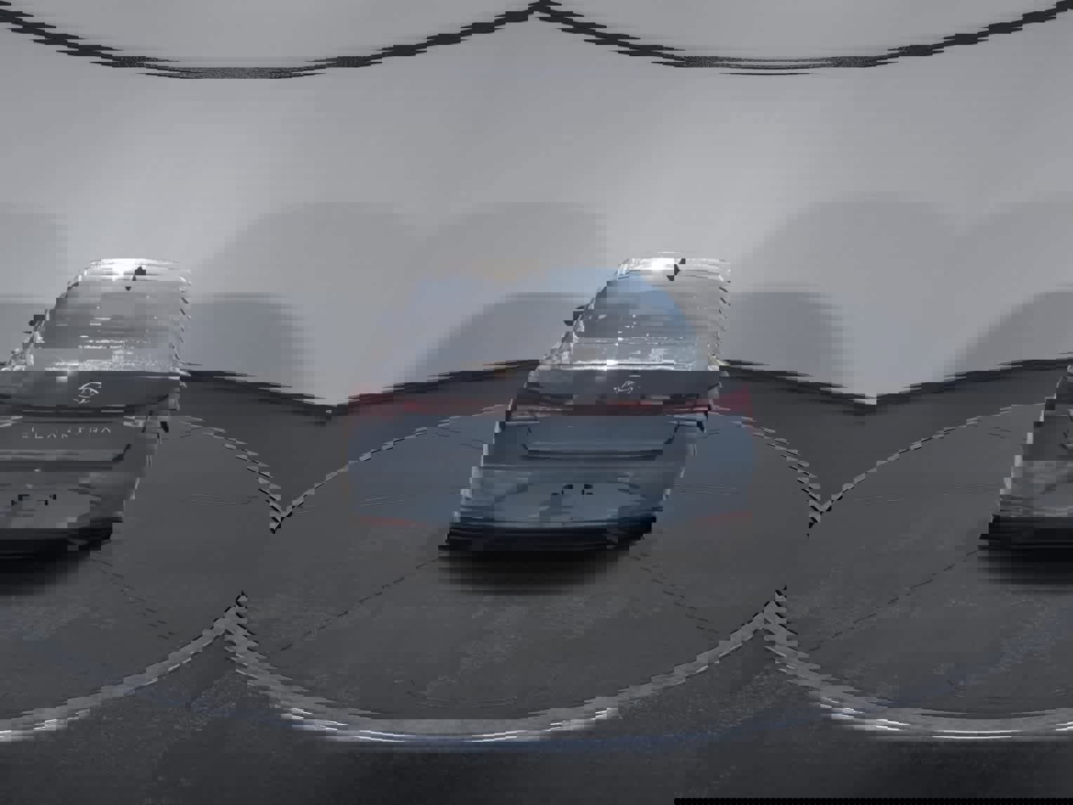 Used 2023 Hyundai Elantra SEL w/ Convenience Package image 7