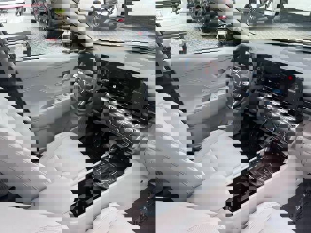 New 2026 Hyundai Kona SE image 25