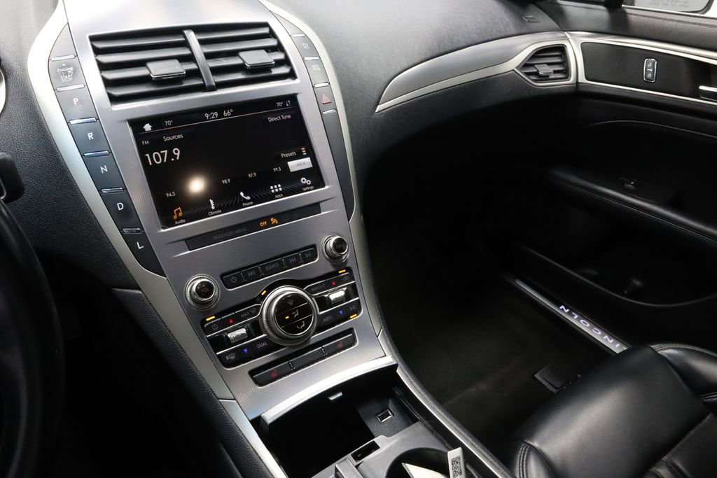 Used 2019 Lincoln MKZ Premiere FWD image 29