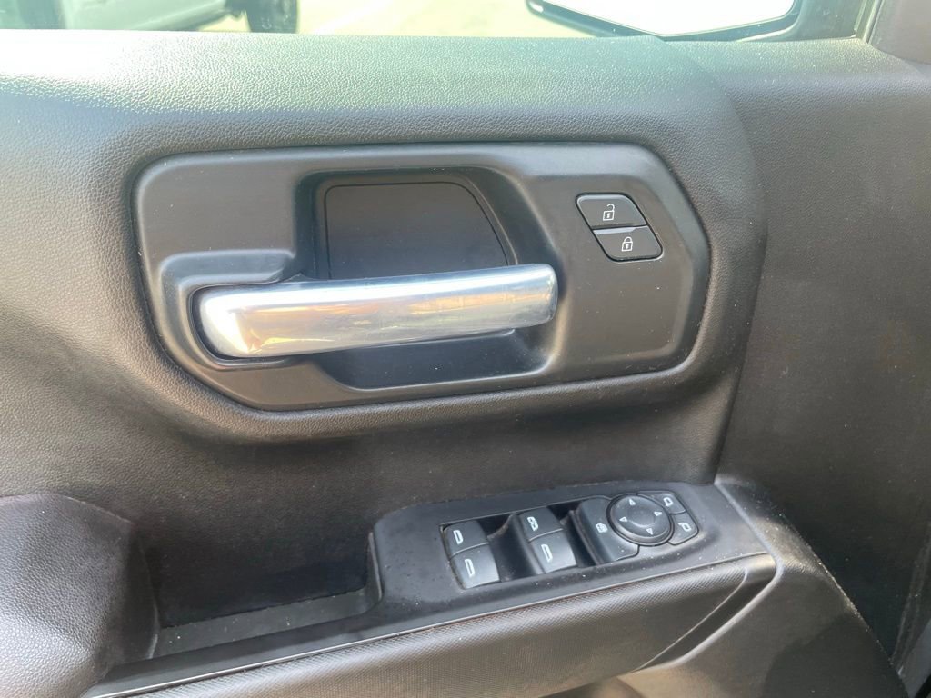 Used 2021 Chevrolet Silverado 1500 Custom RWD image 12