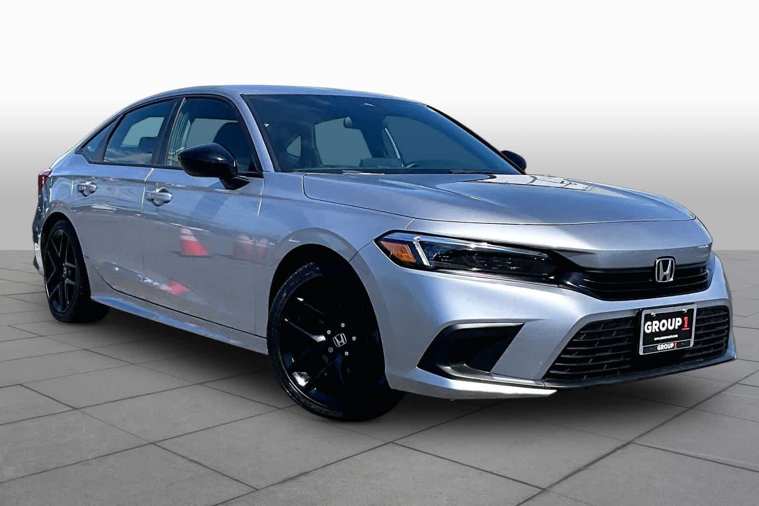 Used 2023 Honda Civic Sport image 3