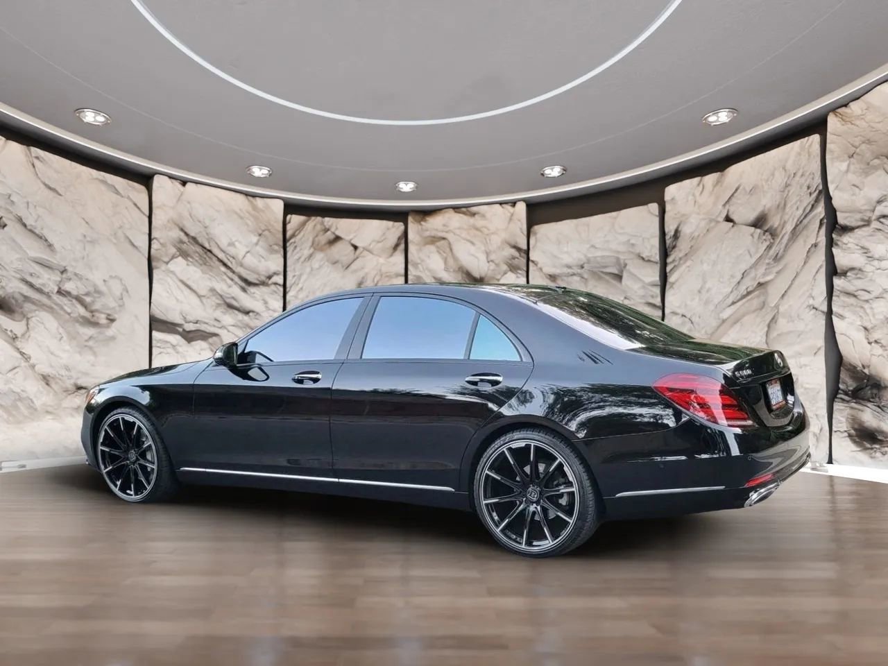 Used 2020 Mercedes-Benz S 560 Sedan image 6