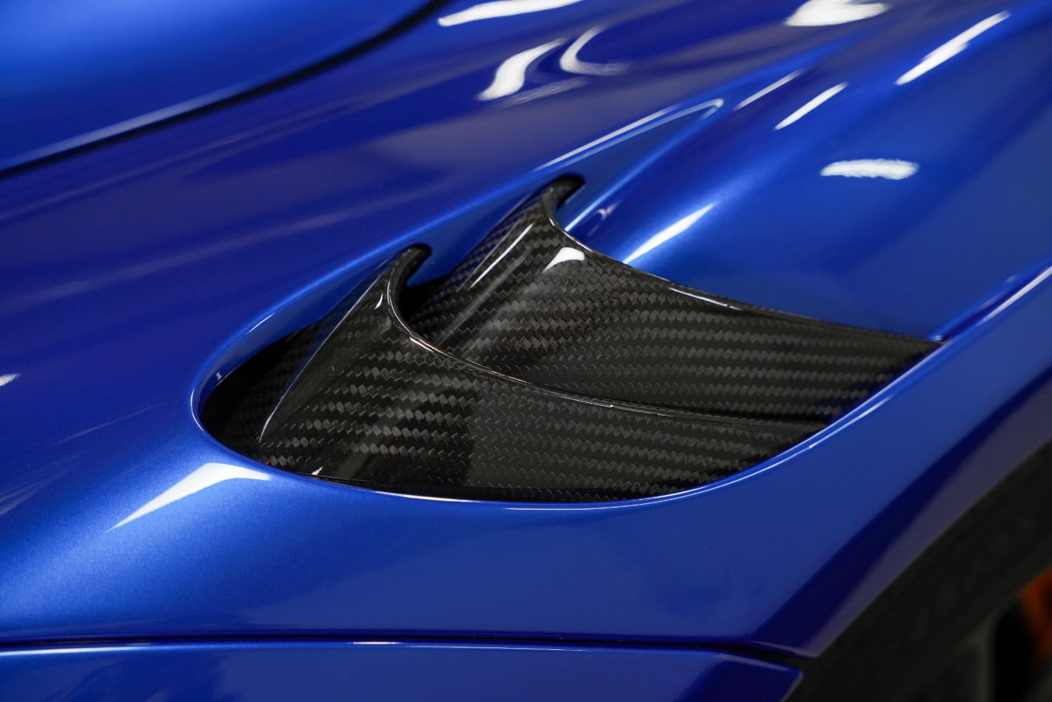 Used 2022 McLaren 765LT RWD image 18