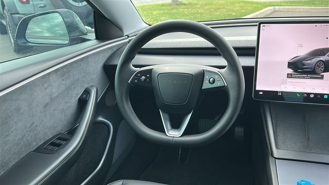 Used 2025 Tesla Model 3 Long Range image 18
