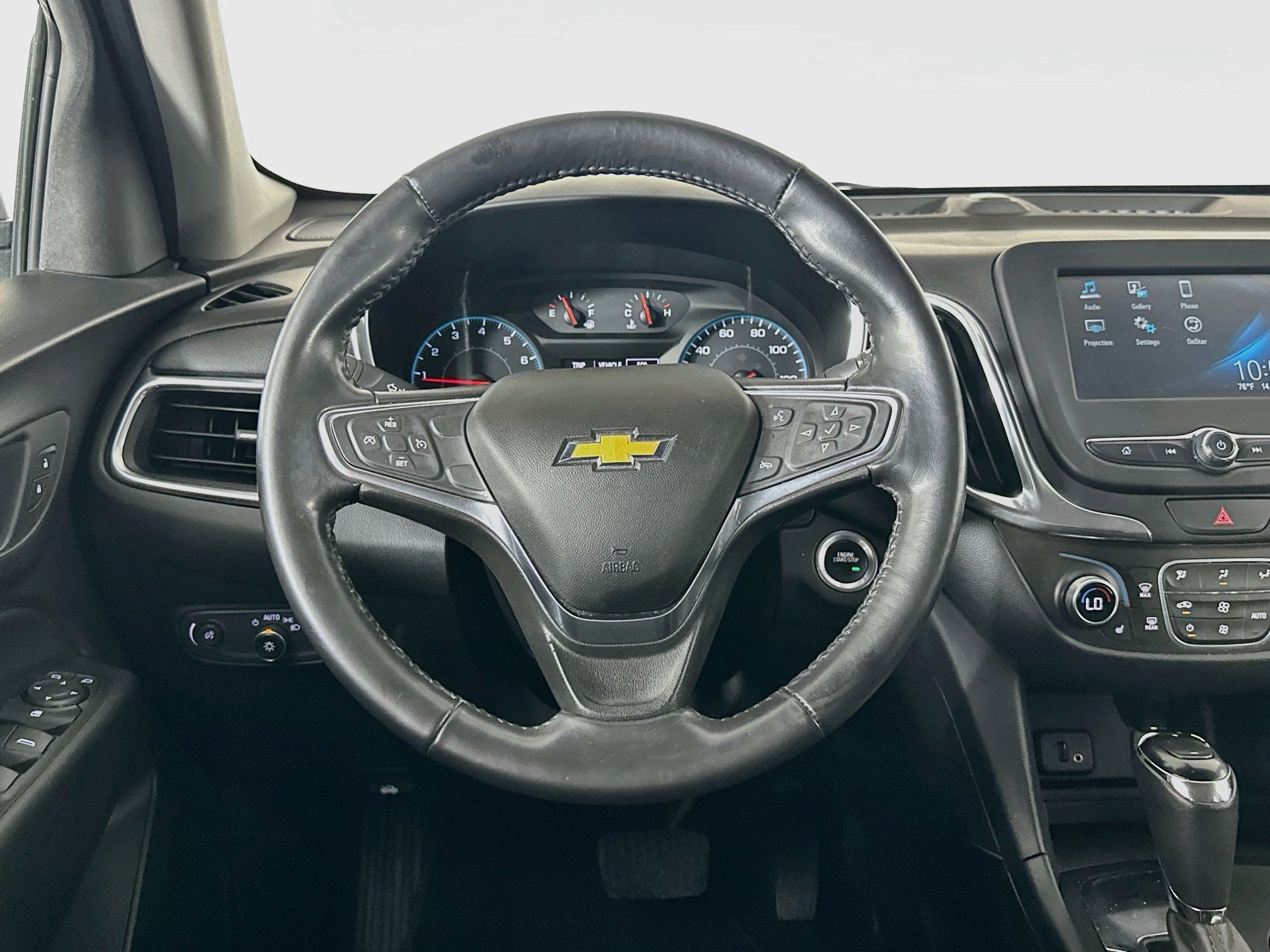 Used 2018 Chevrolet Equinox LT FWD image 18