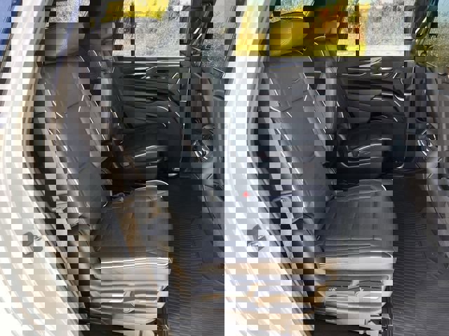 Certified 2021 Cadillac Escalade Sport image 30