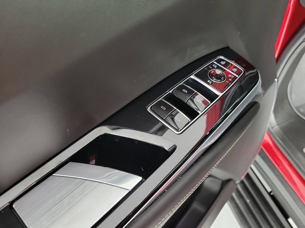 Certified 2025 Cadillac Escalade V w/ LPO, Floor Liner Package AWD/4WD image 23
