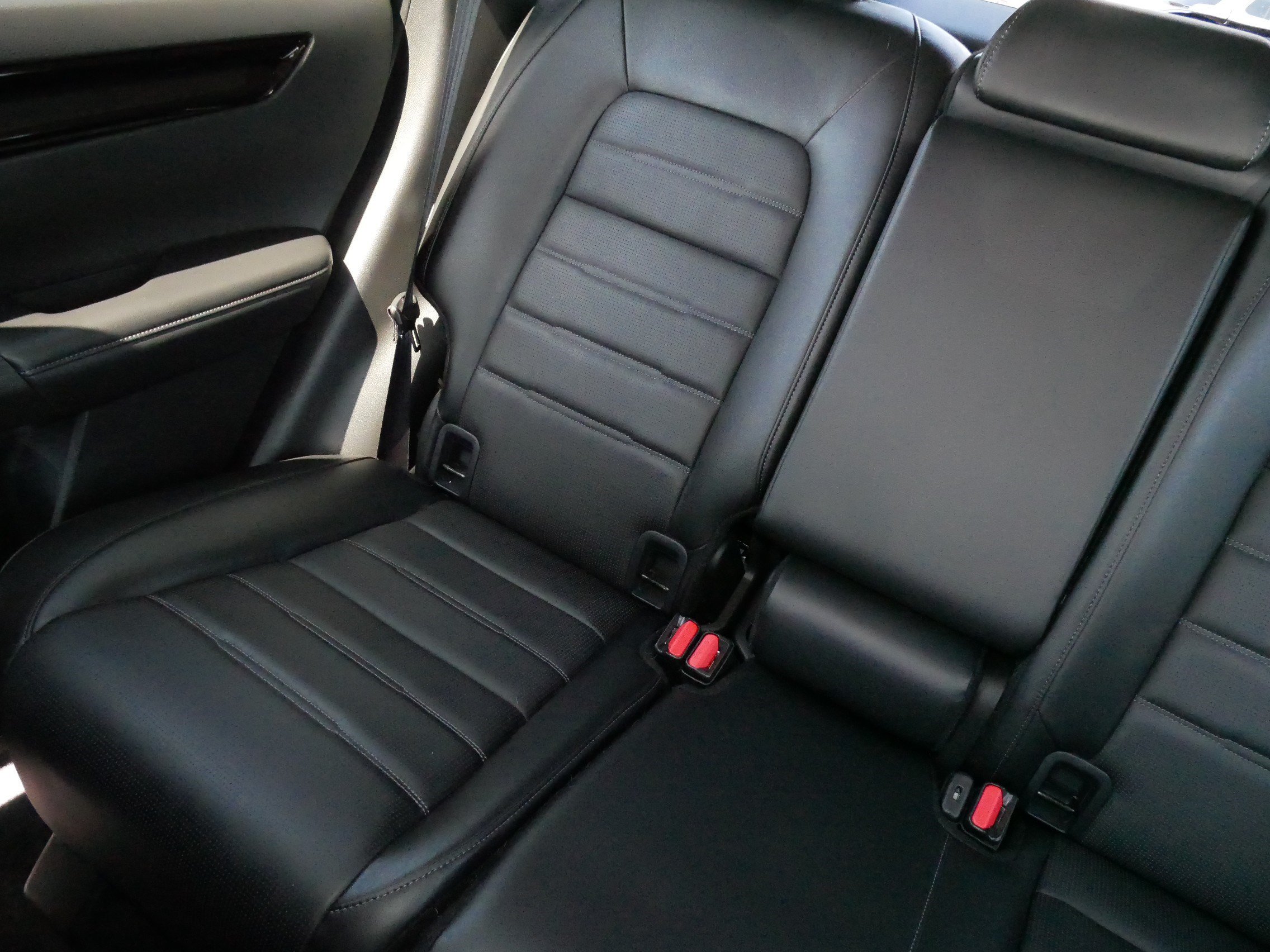 Used 2025 Honda CR-V EX-L image 12