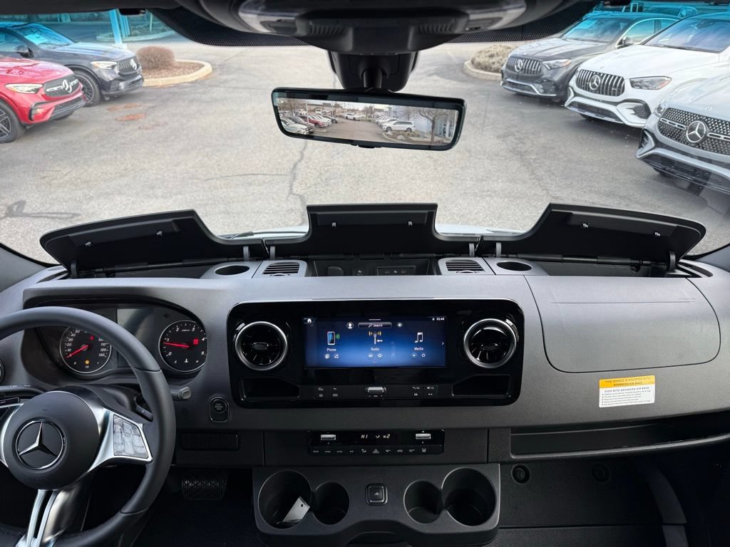 New 2025 Mercedes-Benz Sprinter 2500 image 37