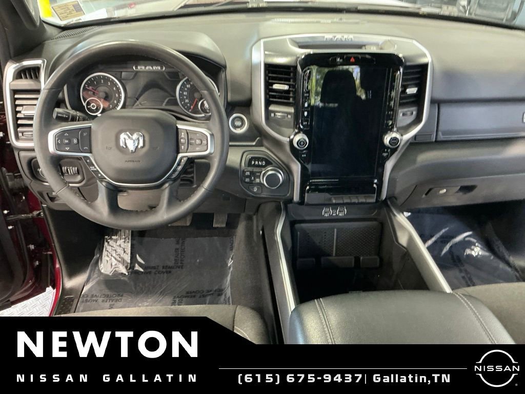 Used 2025 RAM 1500 Big Horn AWD/4WD image 10
