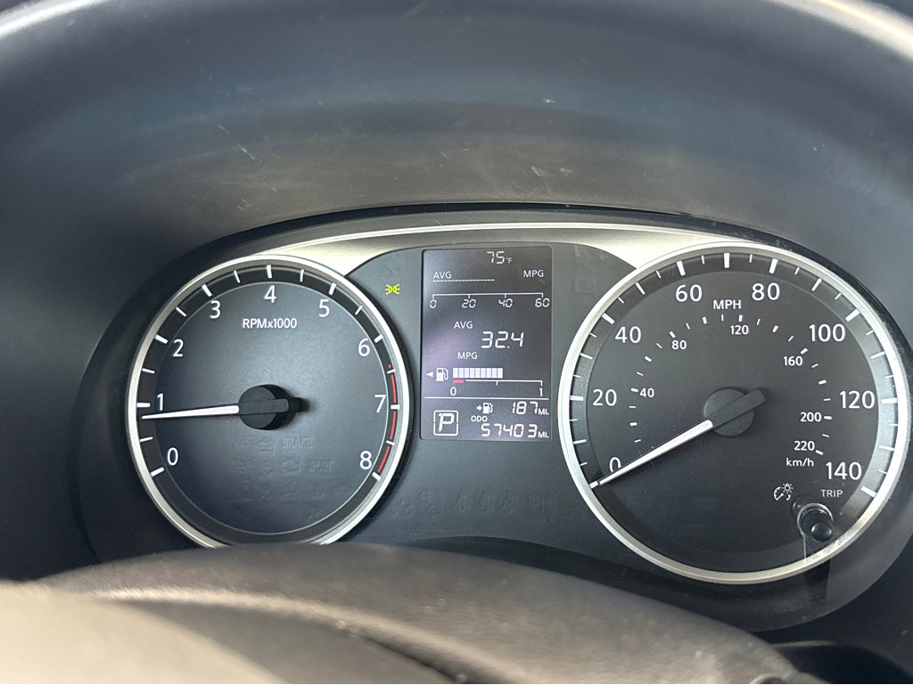 Used 2023 Nissan Kicks S FWD image 4
