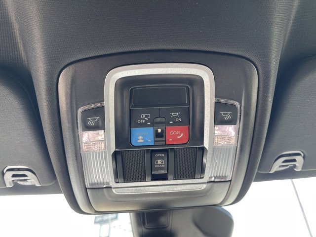 Used 2025 RAM 1500 Rebel image 32