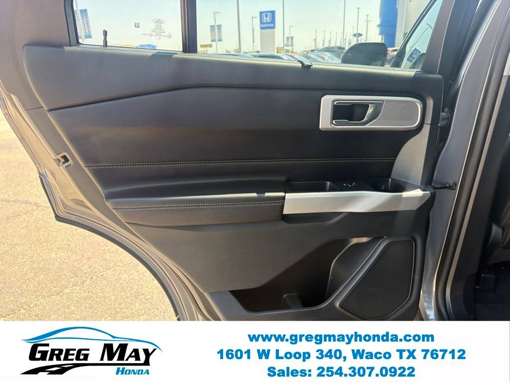 Used 2021 Ford Explorer Limited w/ Equipment Group 301A RWD image 23