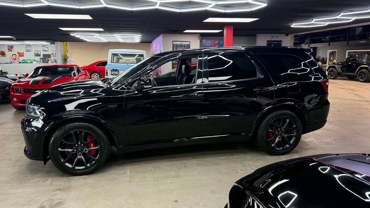 Used 2021 Dodge Durango SRT w/ Technology Group AWD/4WD image 4