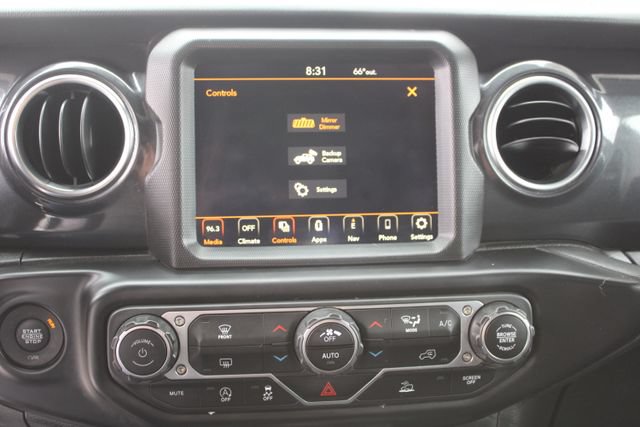 Used 2022 Jeep Wrangler Unlimited Sahara AWD/4WD image 14