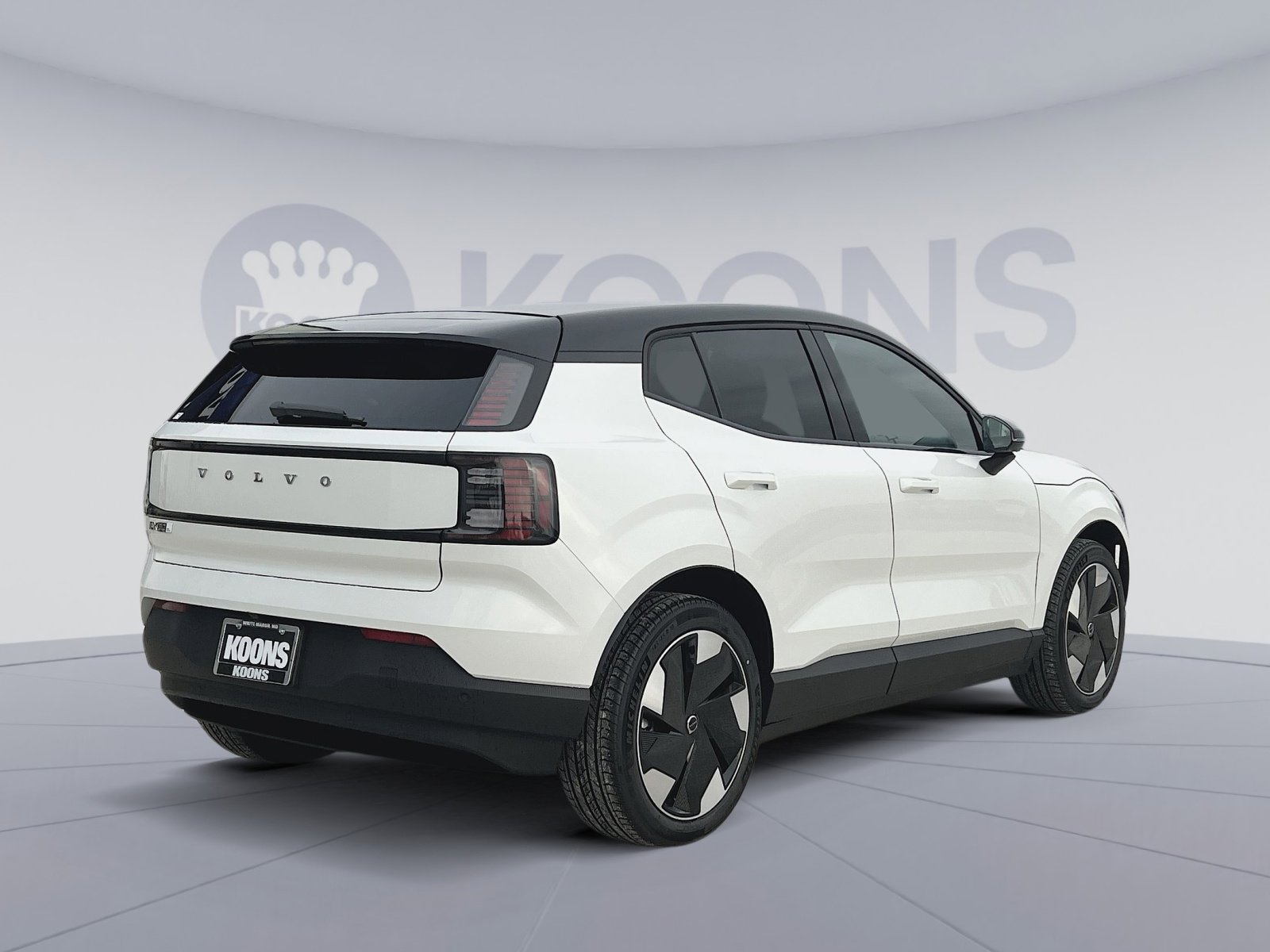 New 2026 Volvo EX30 Plus w/ Protection Package Premier image 7