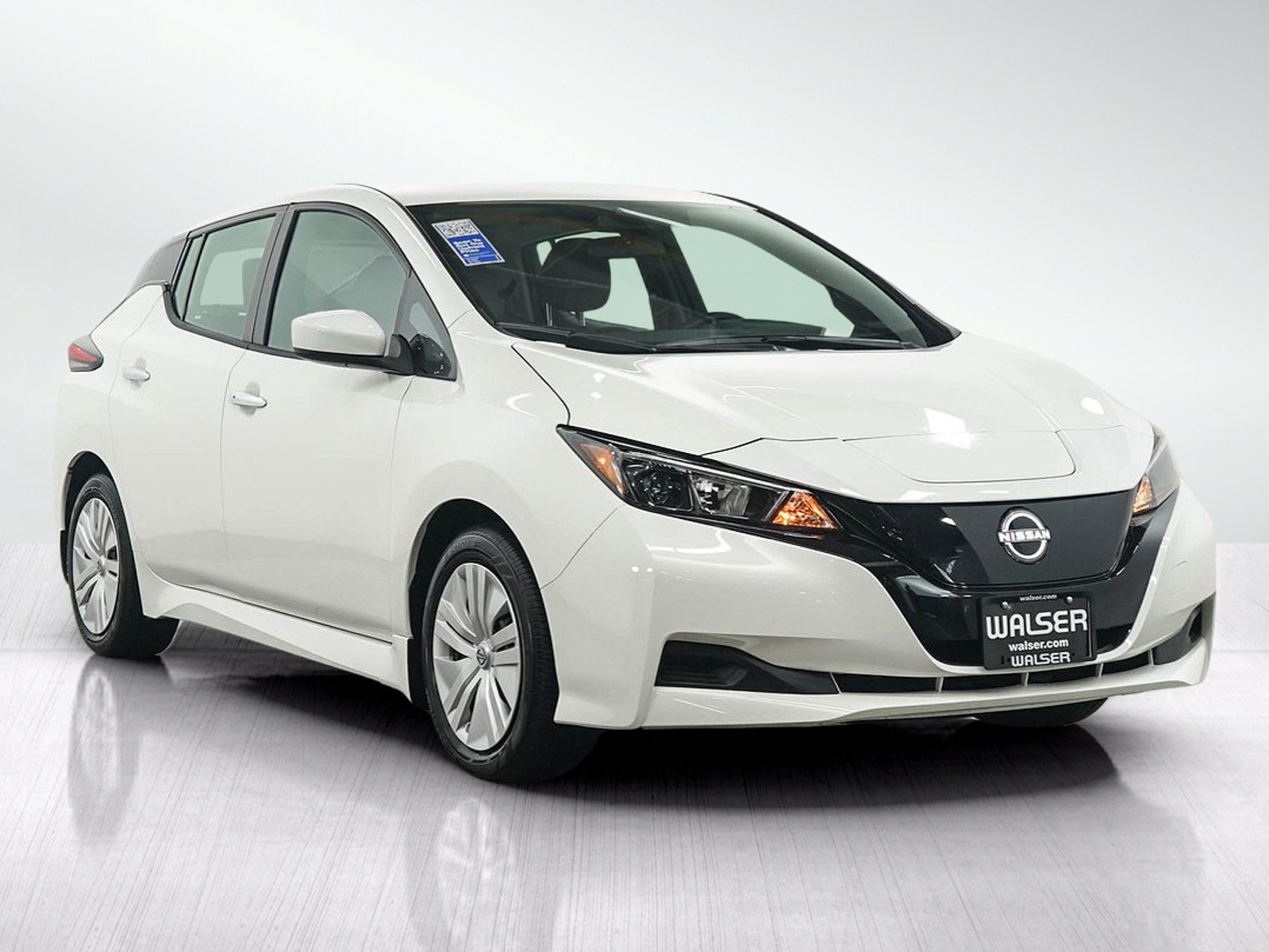 Used 2025 Nissan Leaf S FWD image 7