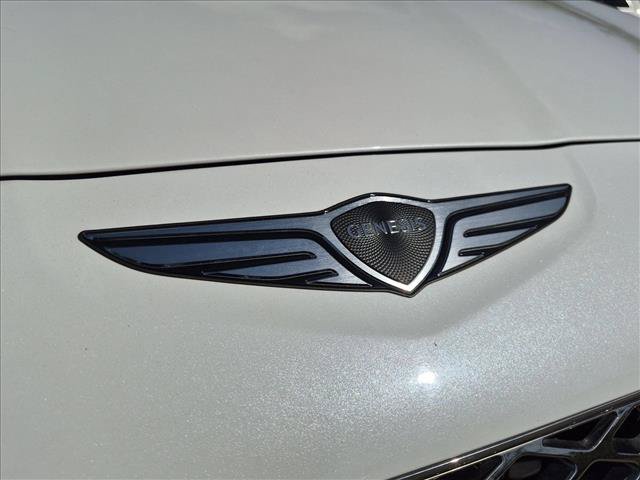 Used 2025 Genesis G70 2.5T AWD/4WD image 12