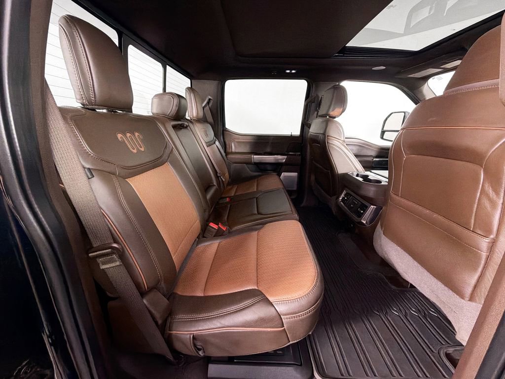 Used 2023 Ford F350 King Ranch w/ FX4 Off-Road Package image 28