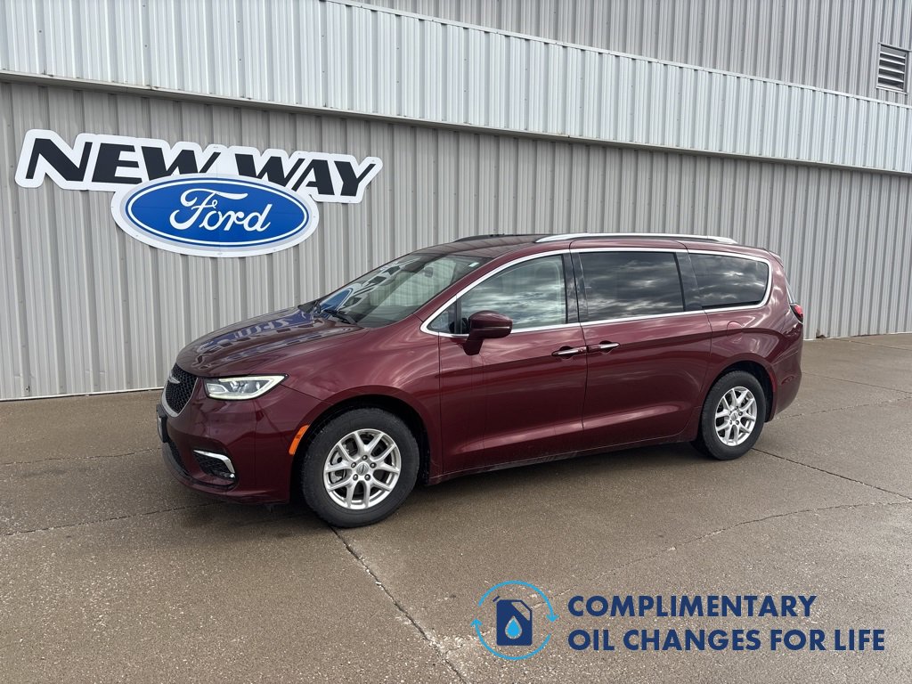 Used 2021 Chrysler Pacifica Touring-L