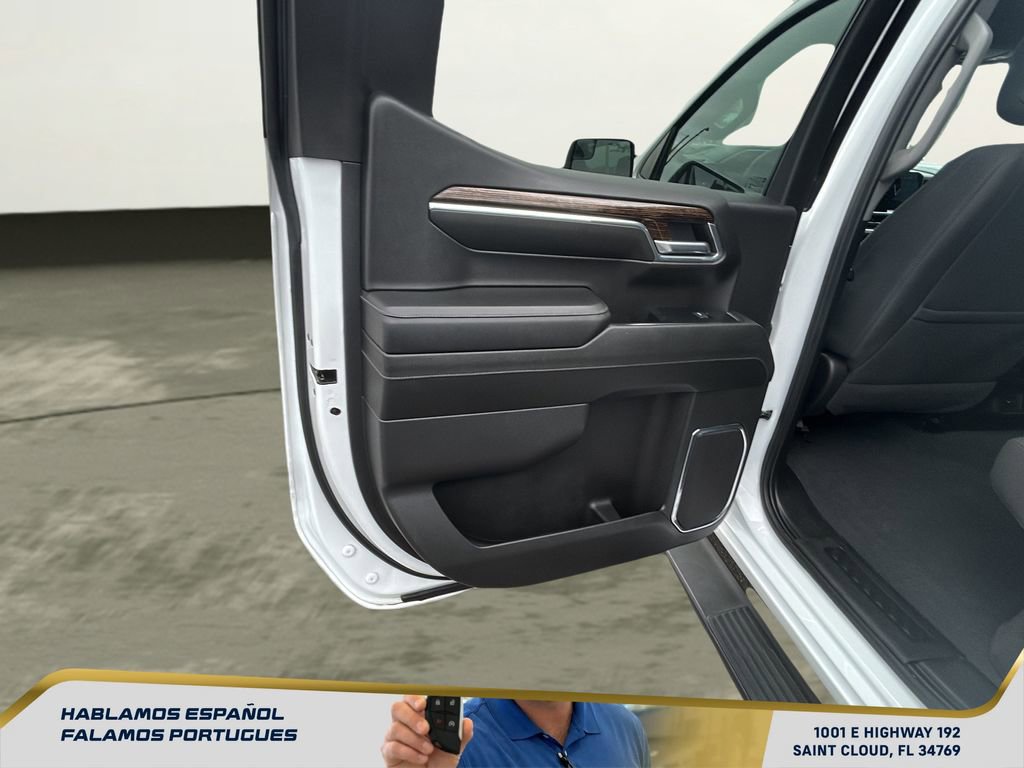 Used 2024 GMC Sierra 1500 Elevation image 25