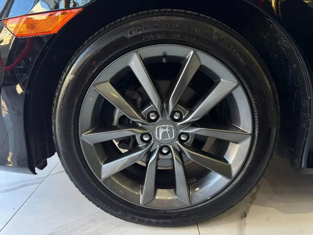 Used 2019 Honda Civic EX image 7