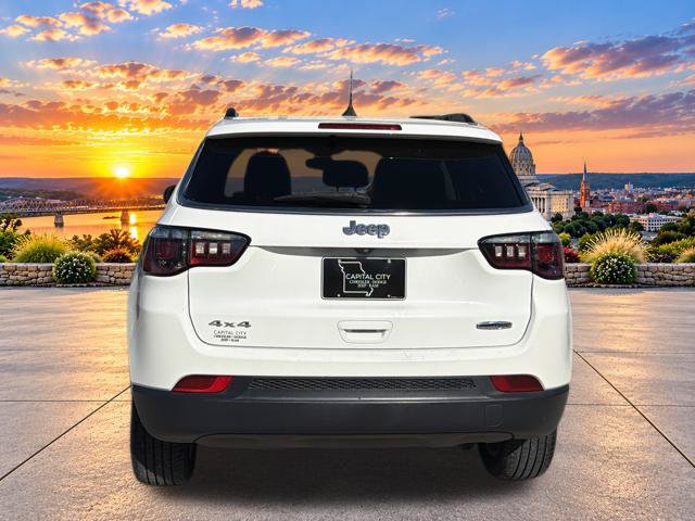 Used 2021 Jeep Compass Latitude AWD/4WD image 5