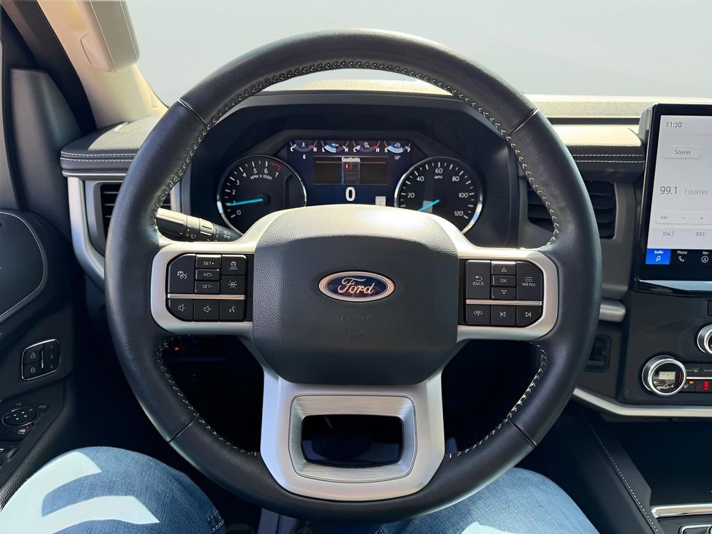 Certified 2024 Ford Expedition XLT image 19