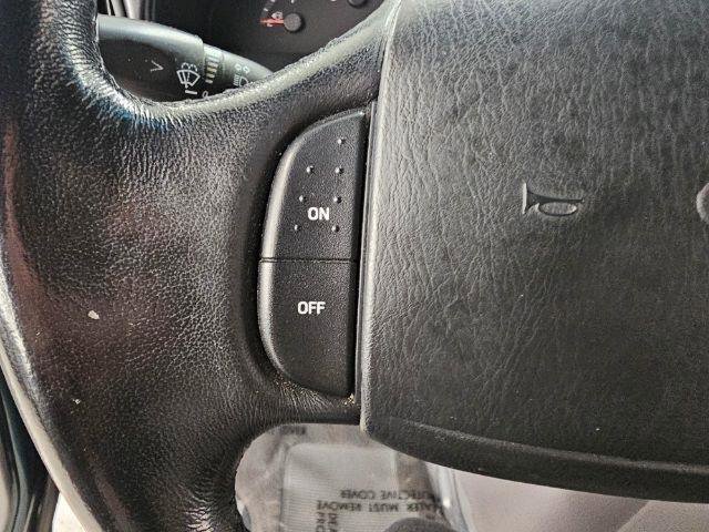 Used 2000 Ford E-150 and Econoline 150 Wagon image 10