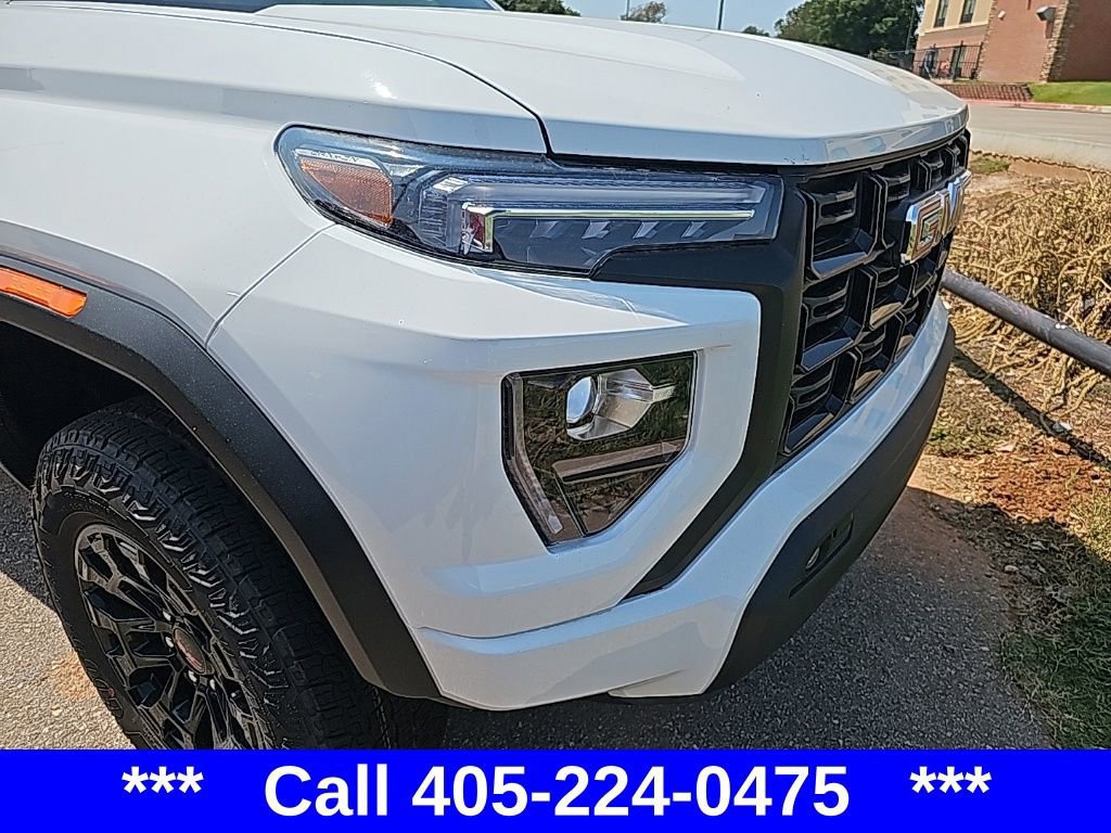 New 2026 GMC Canyon Elevation w/ Convenience Package image 2