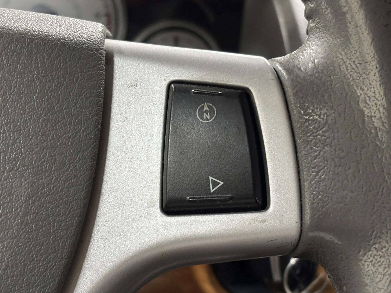 Used 2008 Chrysler Town & Country Limited w/ Trailer Tow Group FWD image 35