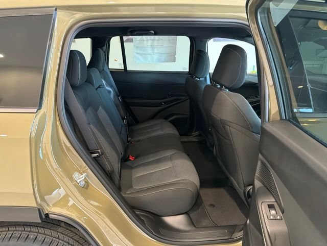 New 2026 Jeep Cherokee Laredo AWD/4WD image 16
