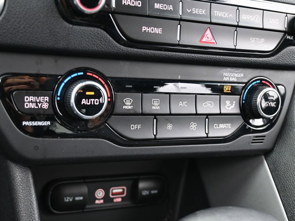 Used 2019 Kia Niro LX image 22