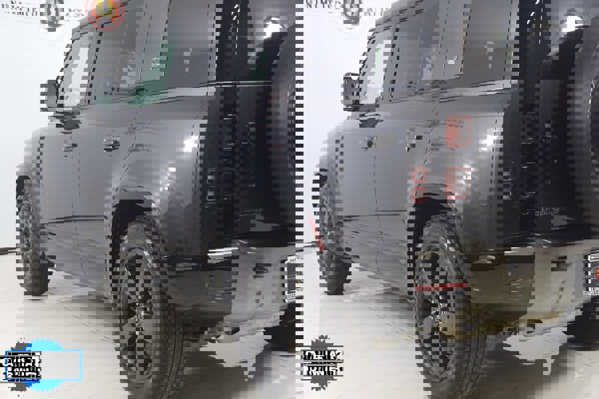 Used 2024 Land Rover Defender 110 X-Dynamic SE image 23