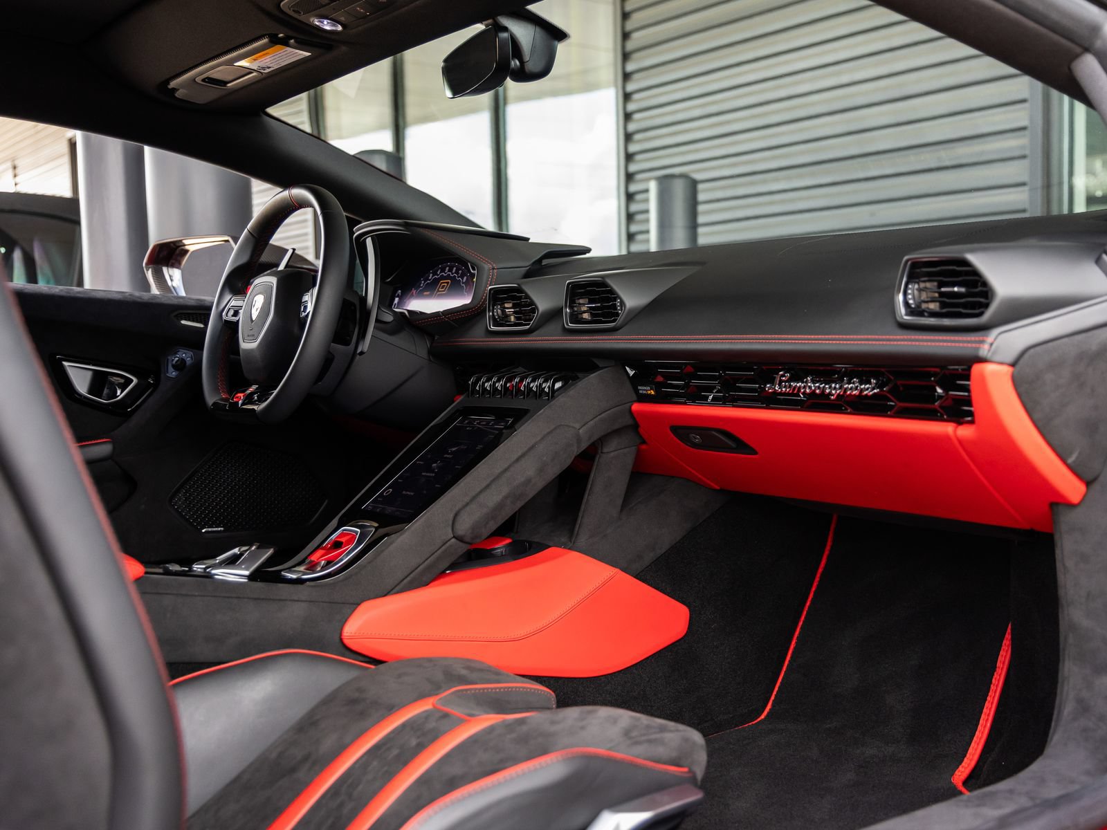 Used 2024 Lamborghini Huracan Tecnica RWD image 43
