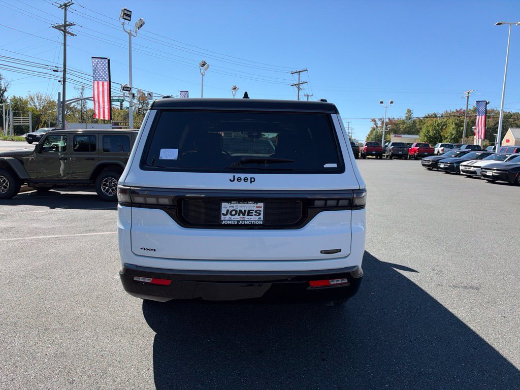 New 2027 Jeep Grand Wagoneer Summit AWD/4WD image 6