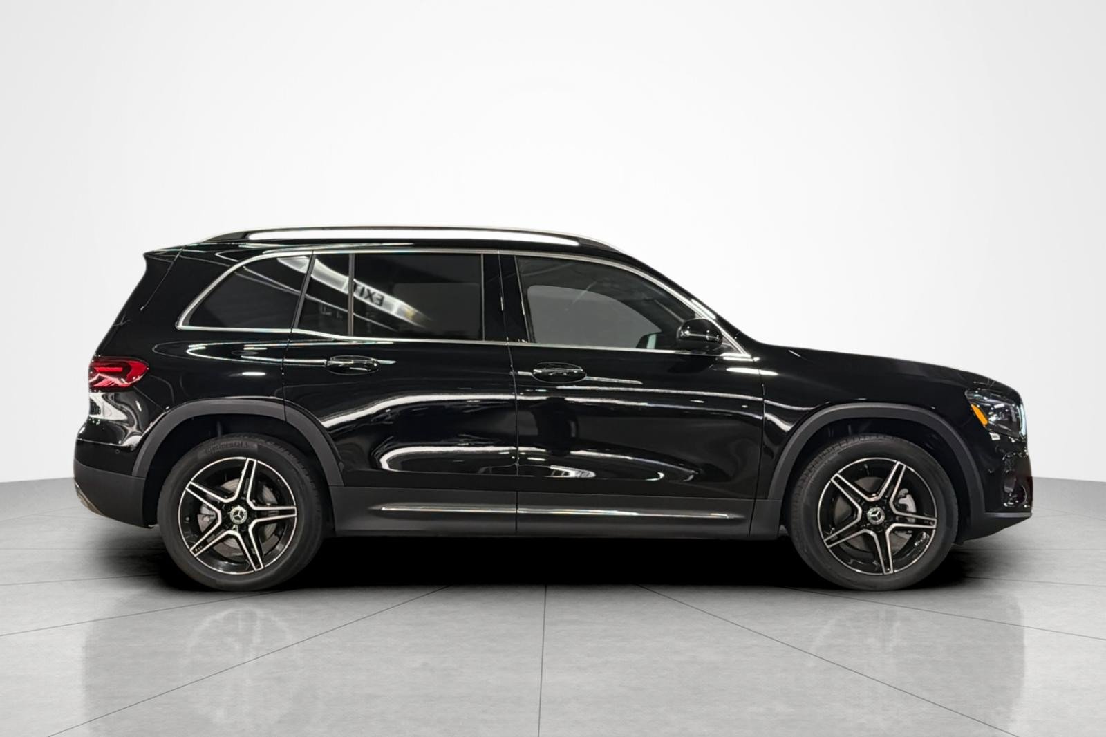 New 2026 Mercedes-Benz GLB 250 image 6