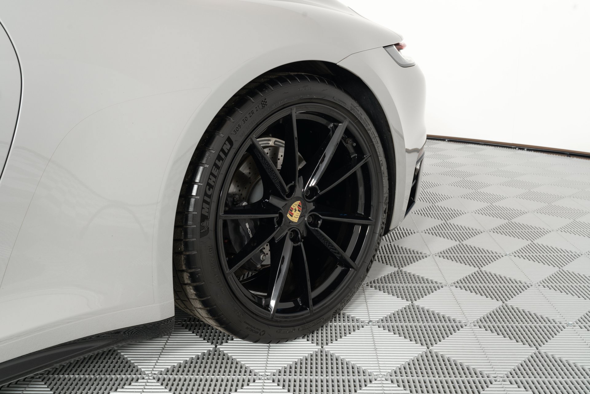 Used 2024 Porsche 911 Carrera image 48