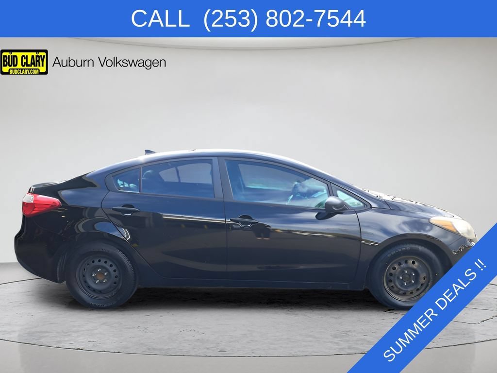 Used 2016 Kia Forte LX FWD image 2