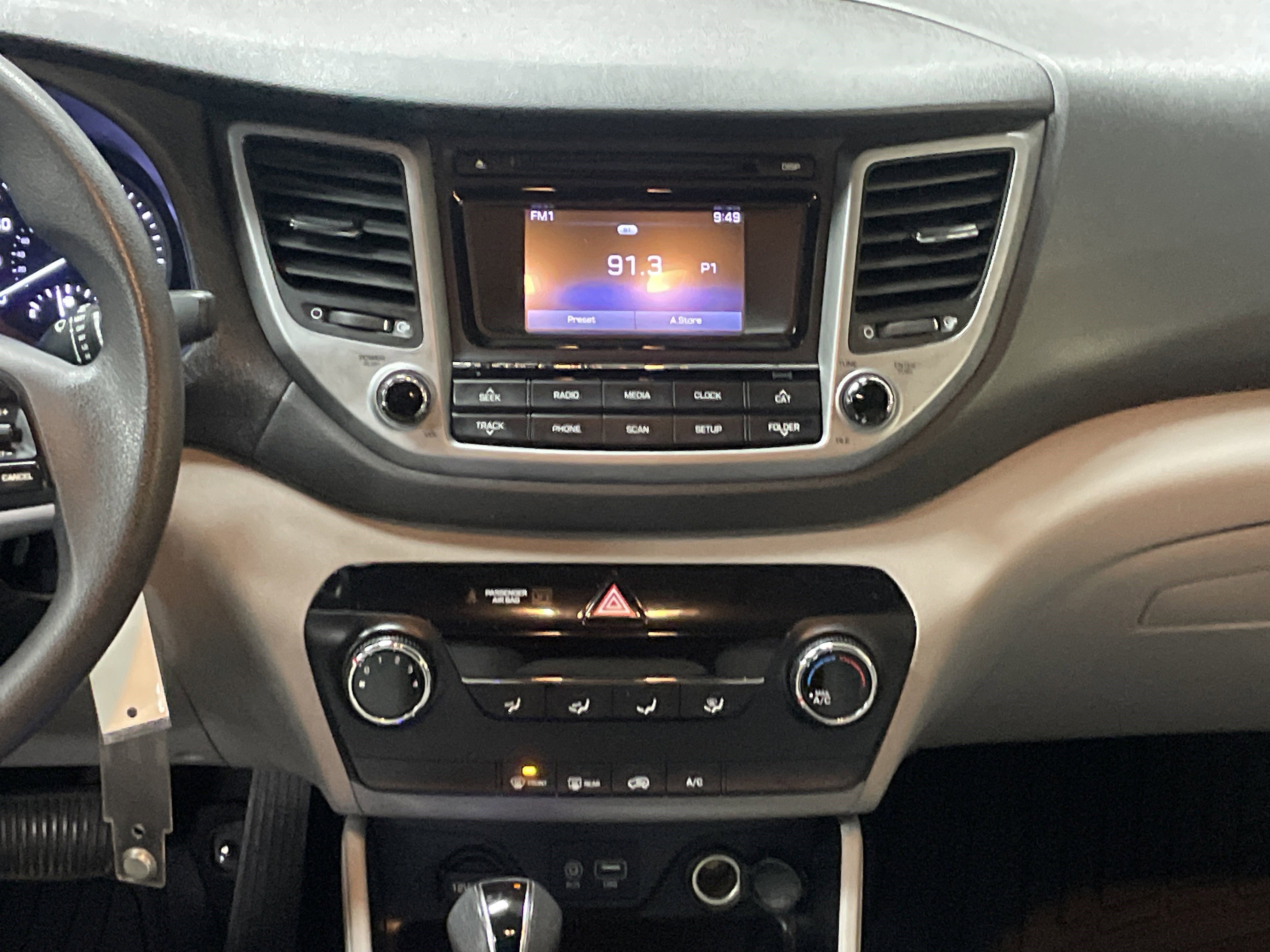 Used 2016 Hyundai Tucson SE w/ Option Group 02 FWD image 27