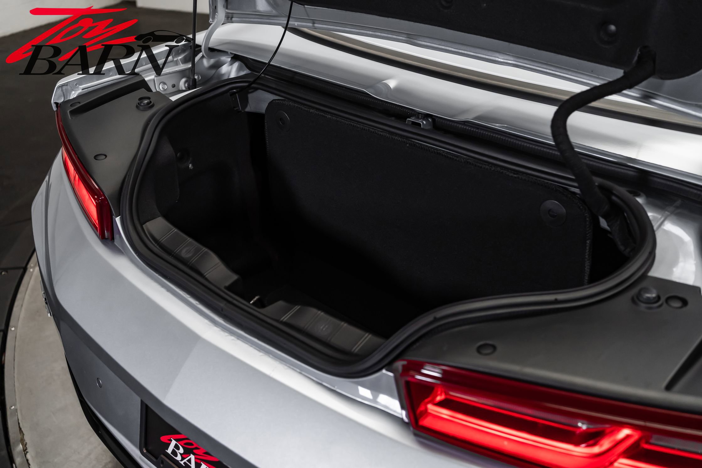 Used 2018 Chevrolet Camaro ZL1 image 56