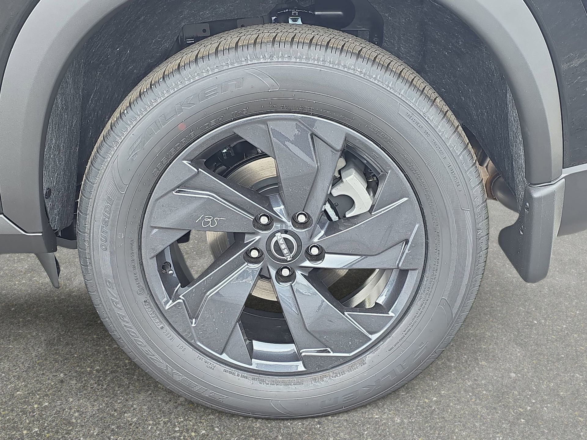 New 2026 Nissan Rogue SV FWD image 32