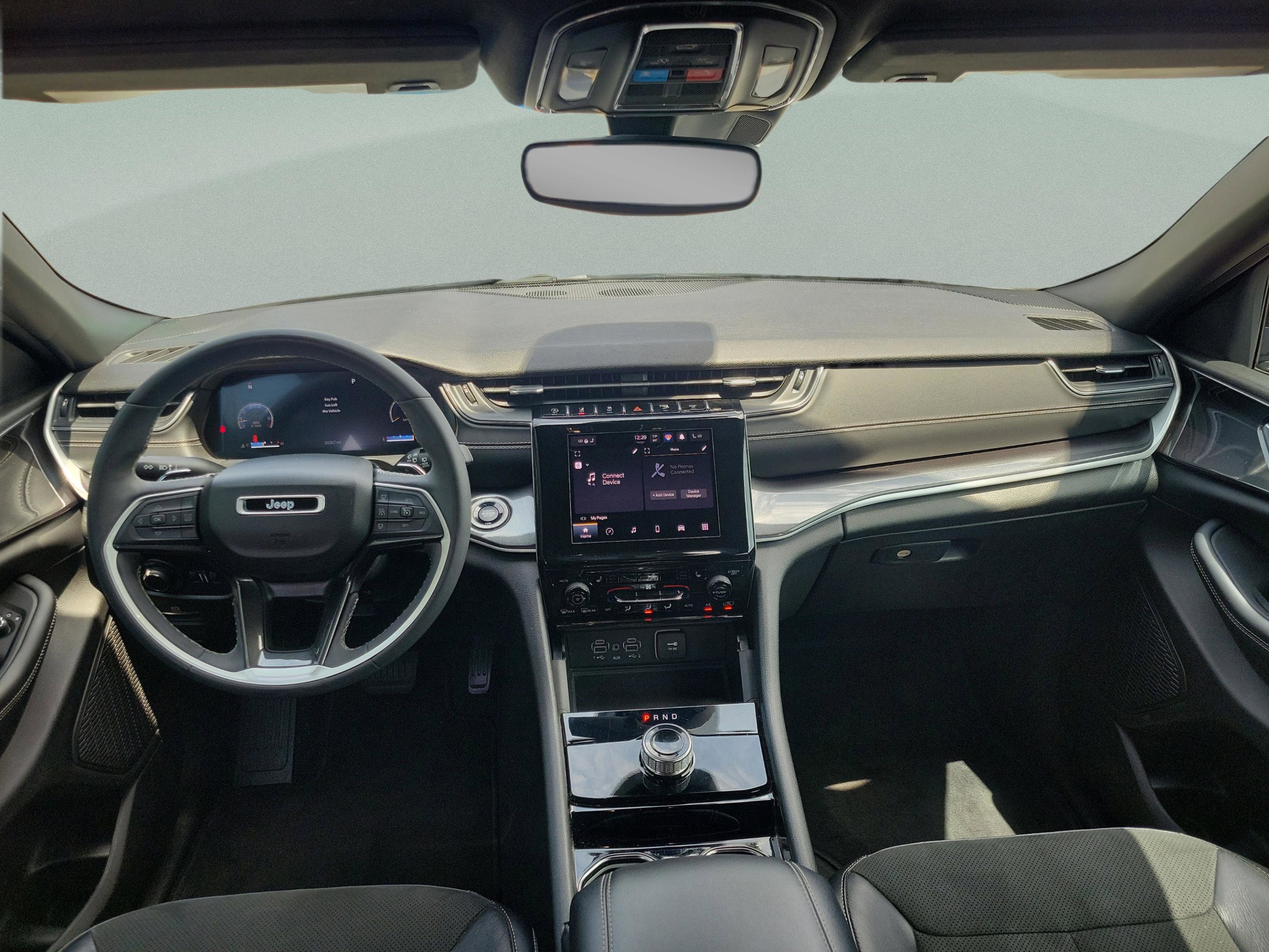 Used 2023 Jeep Grand Cherokee L Laredo AWD/4WD image 6