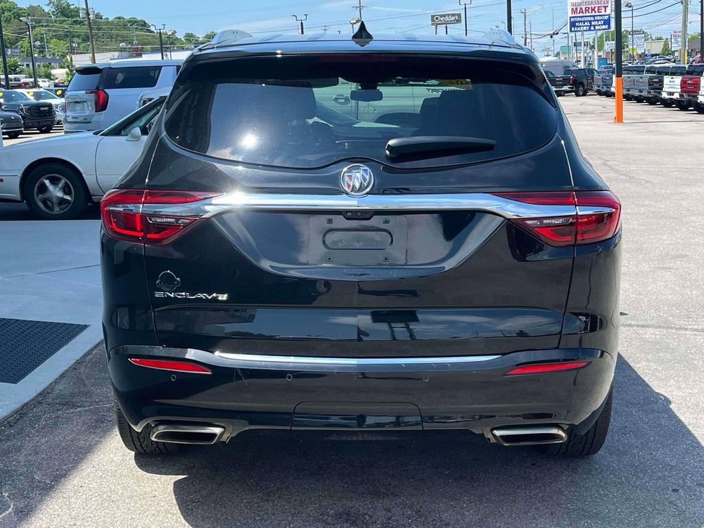 Used 2020 Buick Enclave Avenir w/ Avenir Technology Package AWD/4WD image 4