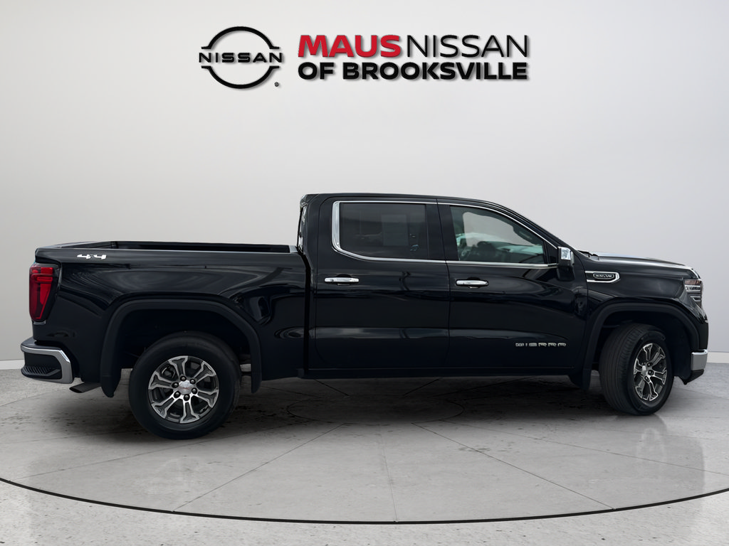 Used 2026 GMC Sierra 1500 SLT AWD/4WD image 8