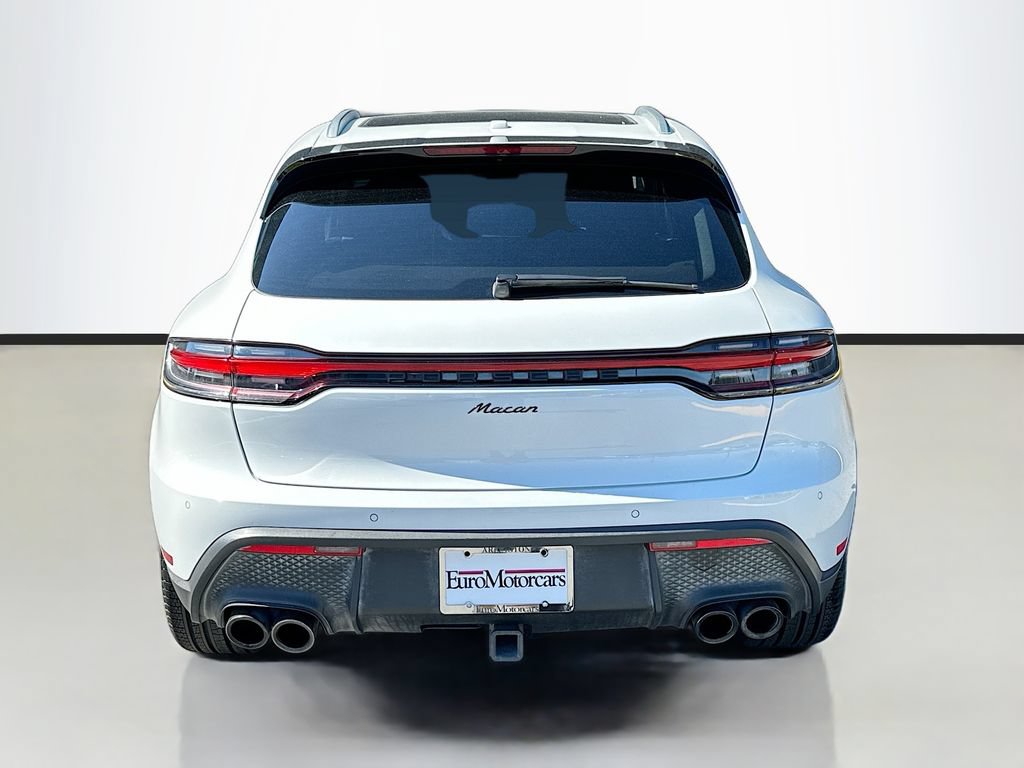 Certified 2023 Porsche Macan AWD/4WD image 10