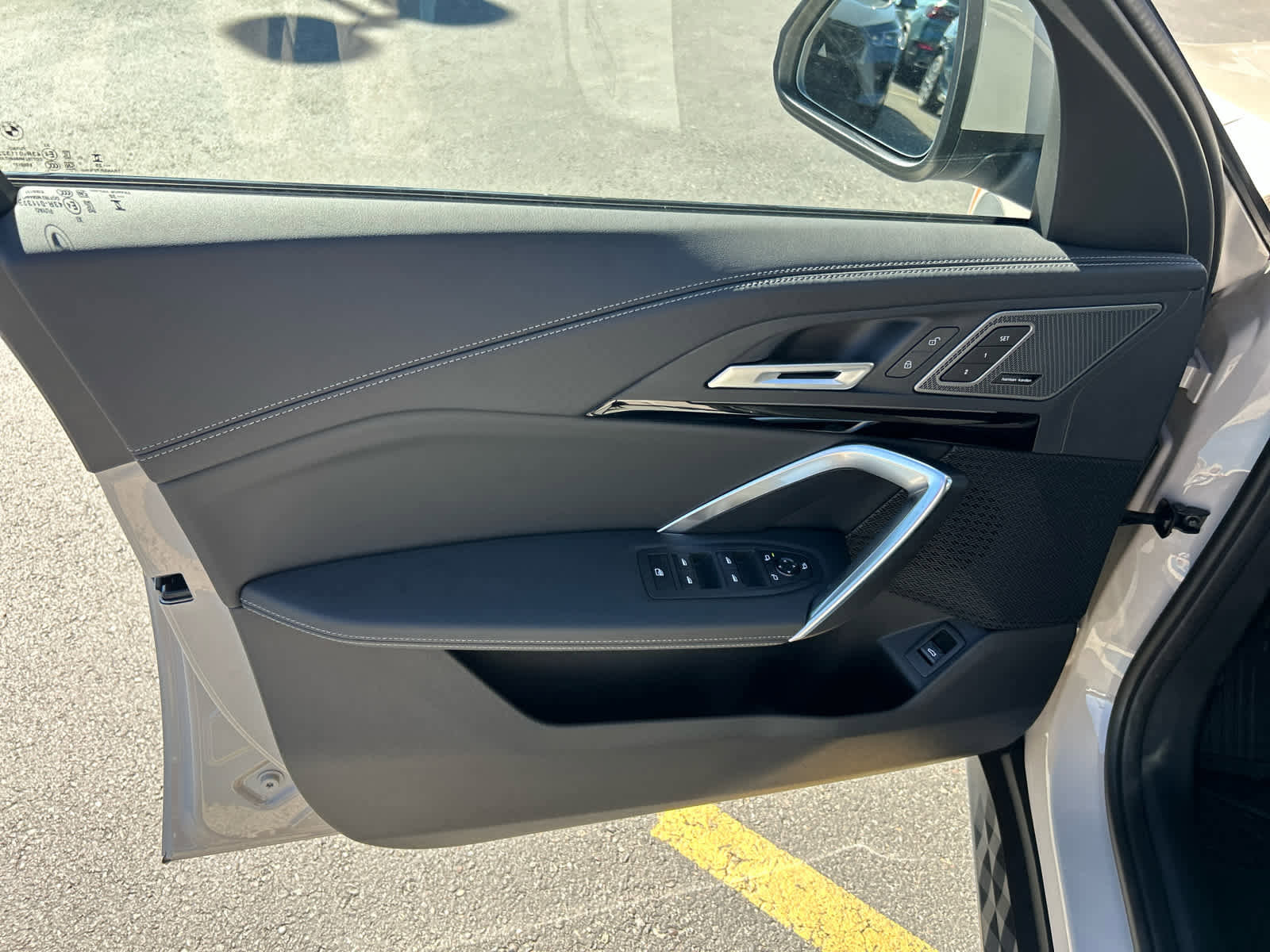 Used 2026 BMW X2 xDrive28i w/ Technology Package image 23