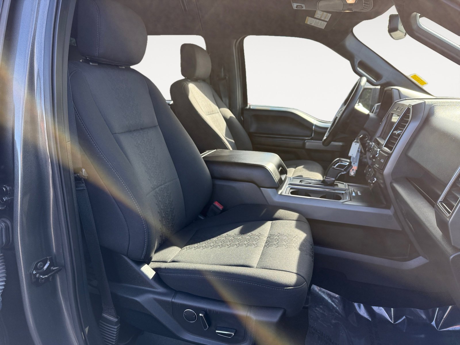 Used 2018 Ford F150 XLT w/ Equipment Group 302A Luxury image 19