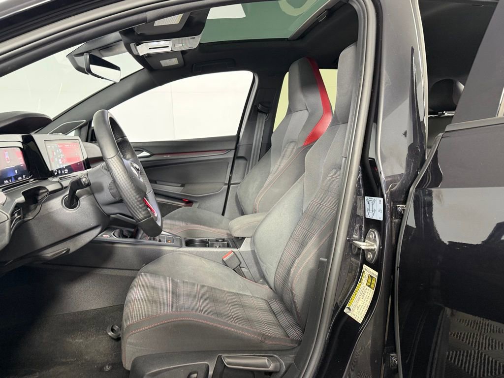 Used 2022 Volkswagen GTI SE image 21