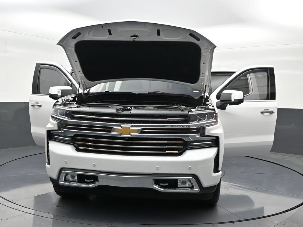 Used 2020 Chevrolet Silverado 1500 High Country w/ Technology Package image 36
